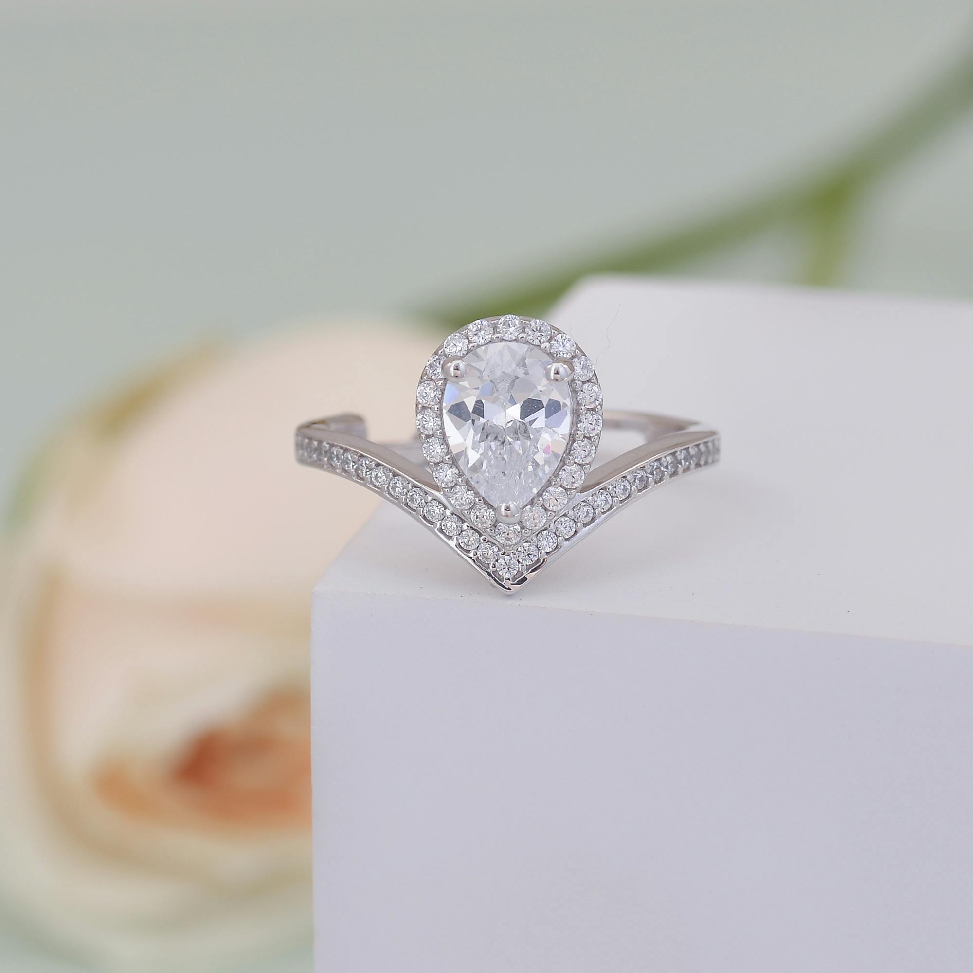 Brilliant Princess-Cut Ring